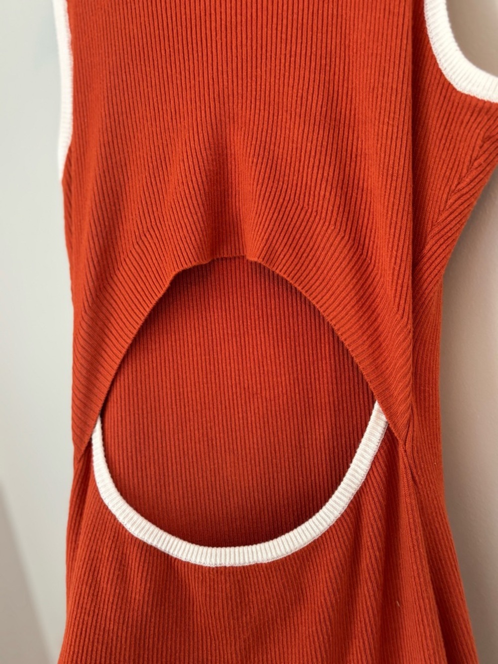 L Stardust Orange Ribbed Bodycon Midi Dress - Lt Color Block, Key Hole on Back - Picture 6 of 7